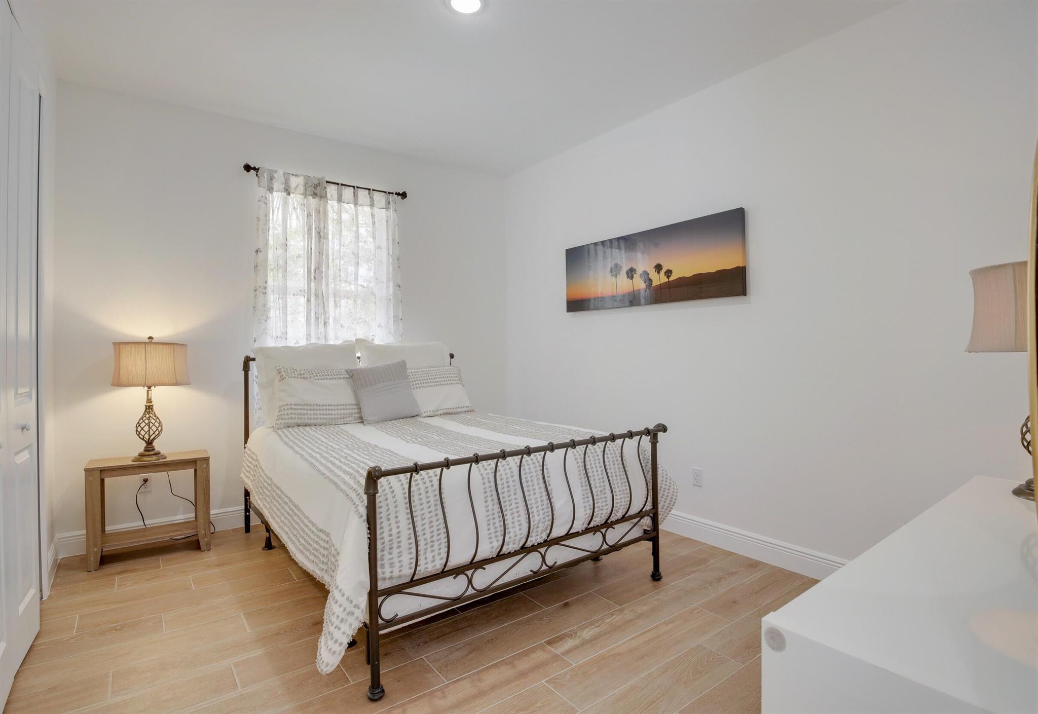 LAKE WORTH TOWN OF - Residential