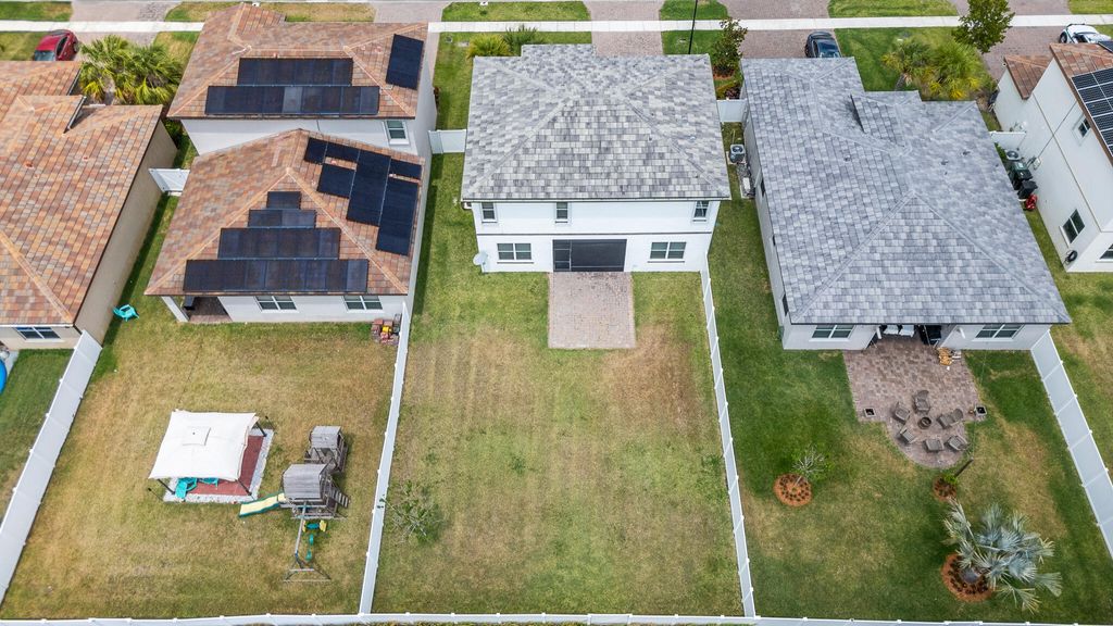 Photo of 8015 NW Greenbank Circle, Port Saint Lucie, FL 34987 (MLS # R10987709)