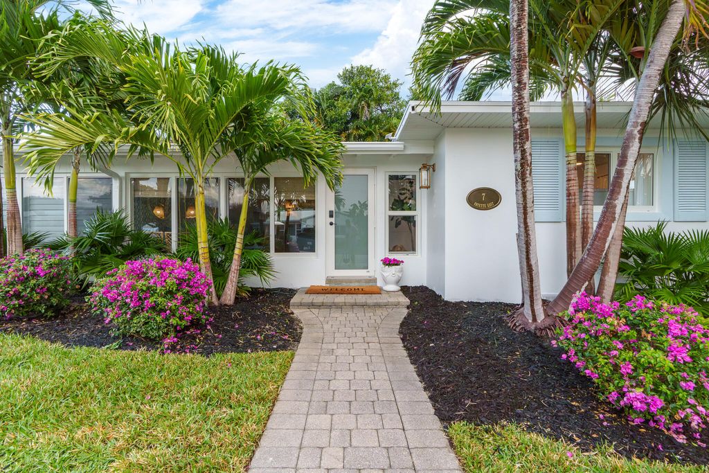 Photo of 7 Fayette Drive, Ocean Ridge, FL 33435 (MLS # R11159002)