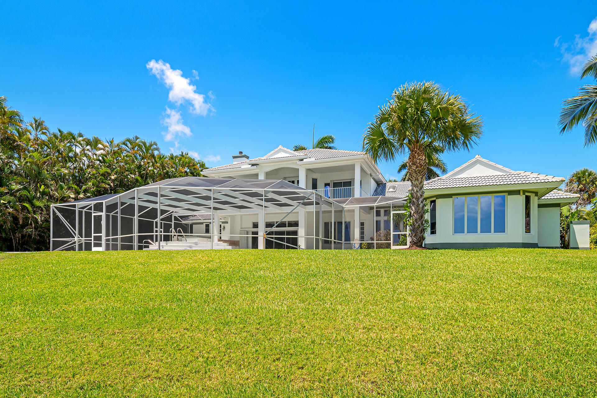 Snug Harbor S F Cond - Residential