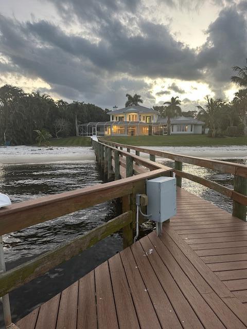 Snug Harbor S F Cond - Residential