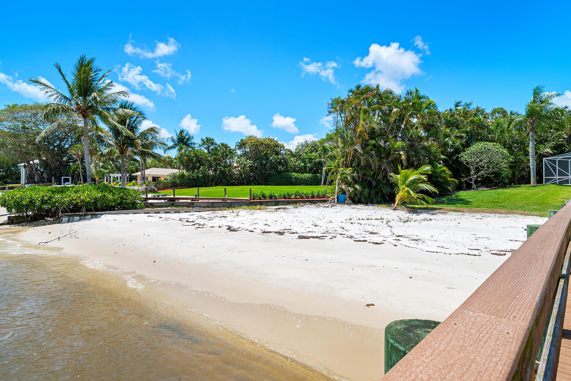 Snug Harbor S F Cond - Residential