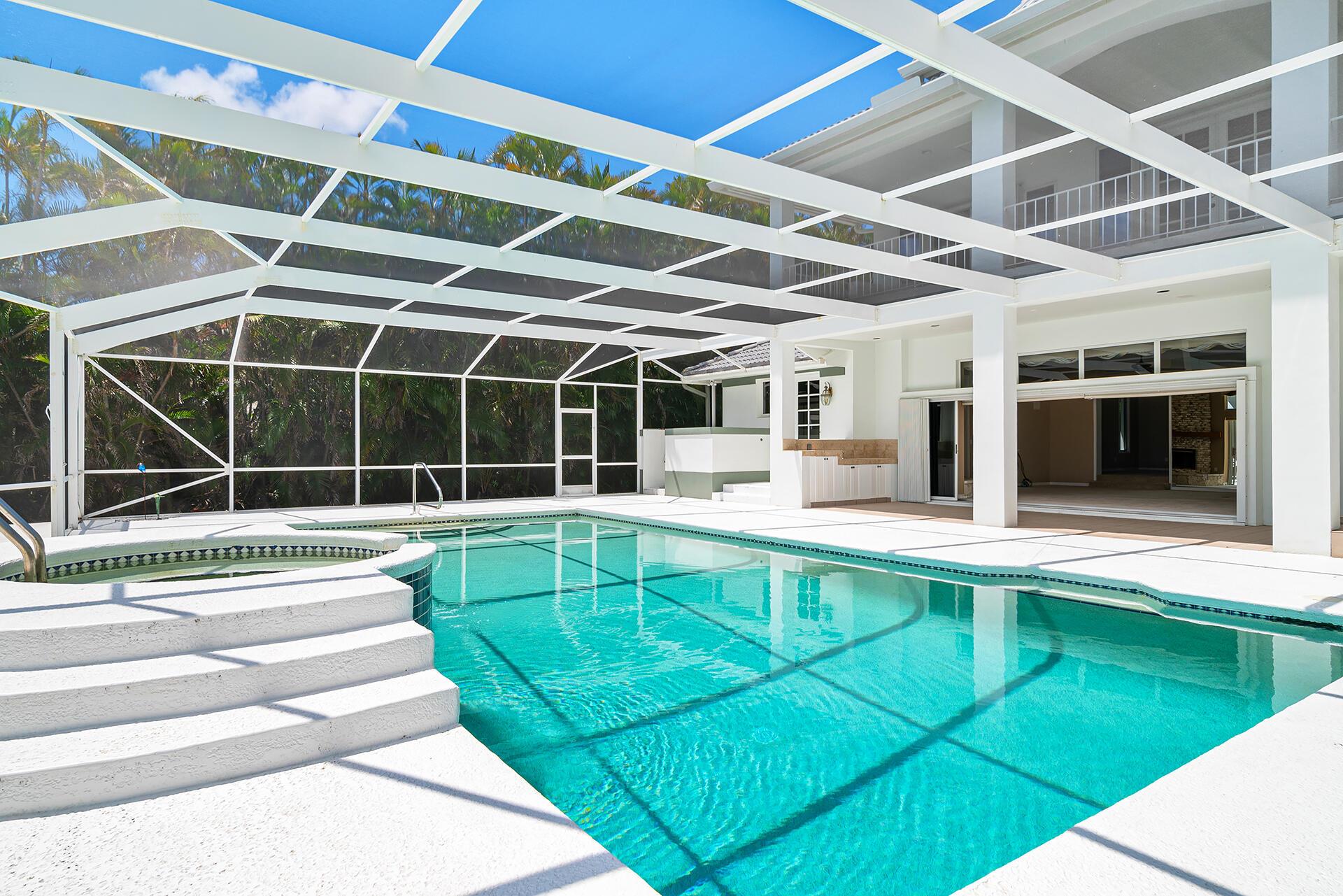 Snug Harbor S F Cond - Residential