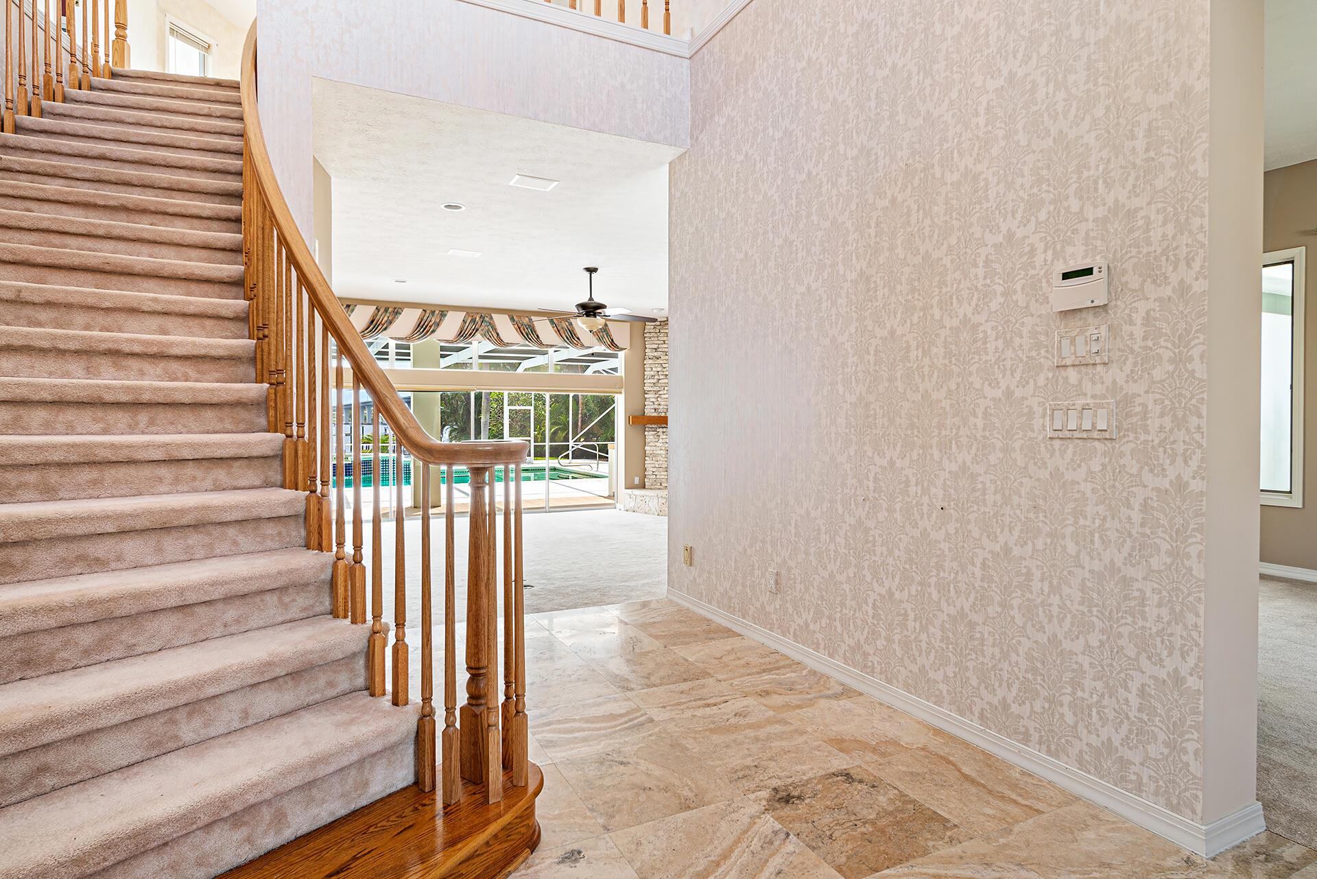 Snug Harbor S F Cond - Residential