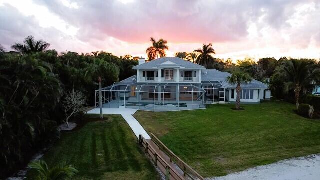 Snug Harbor S F Cond - Residential