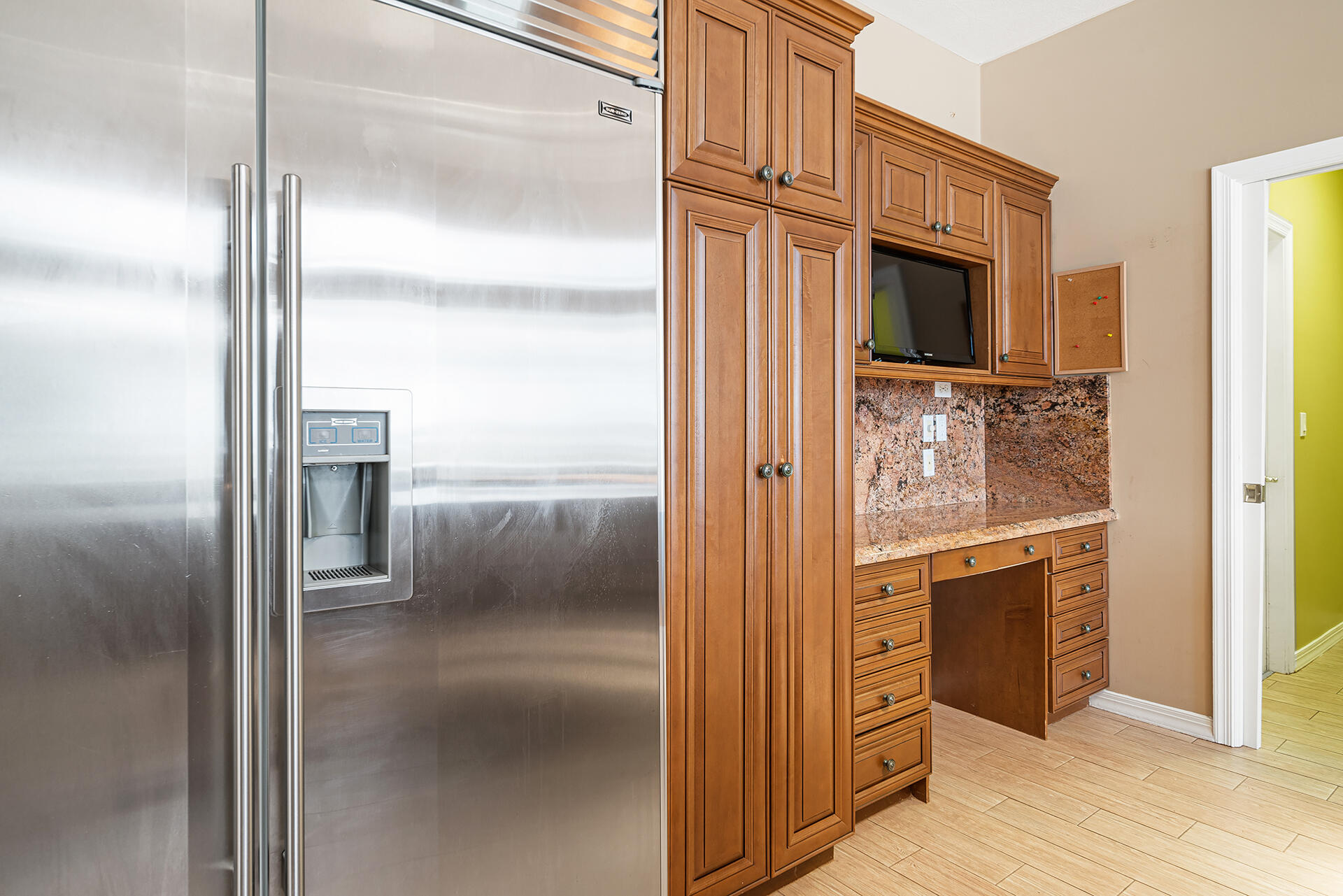 Snug Harbor S F Cond - Residential