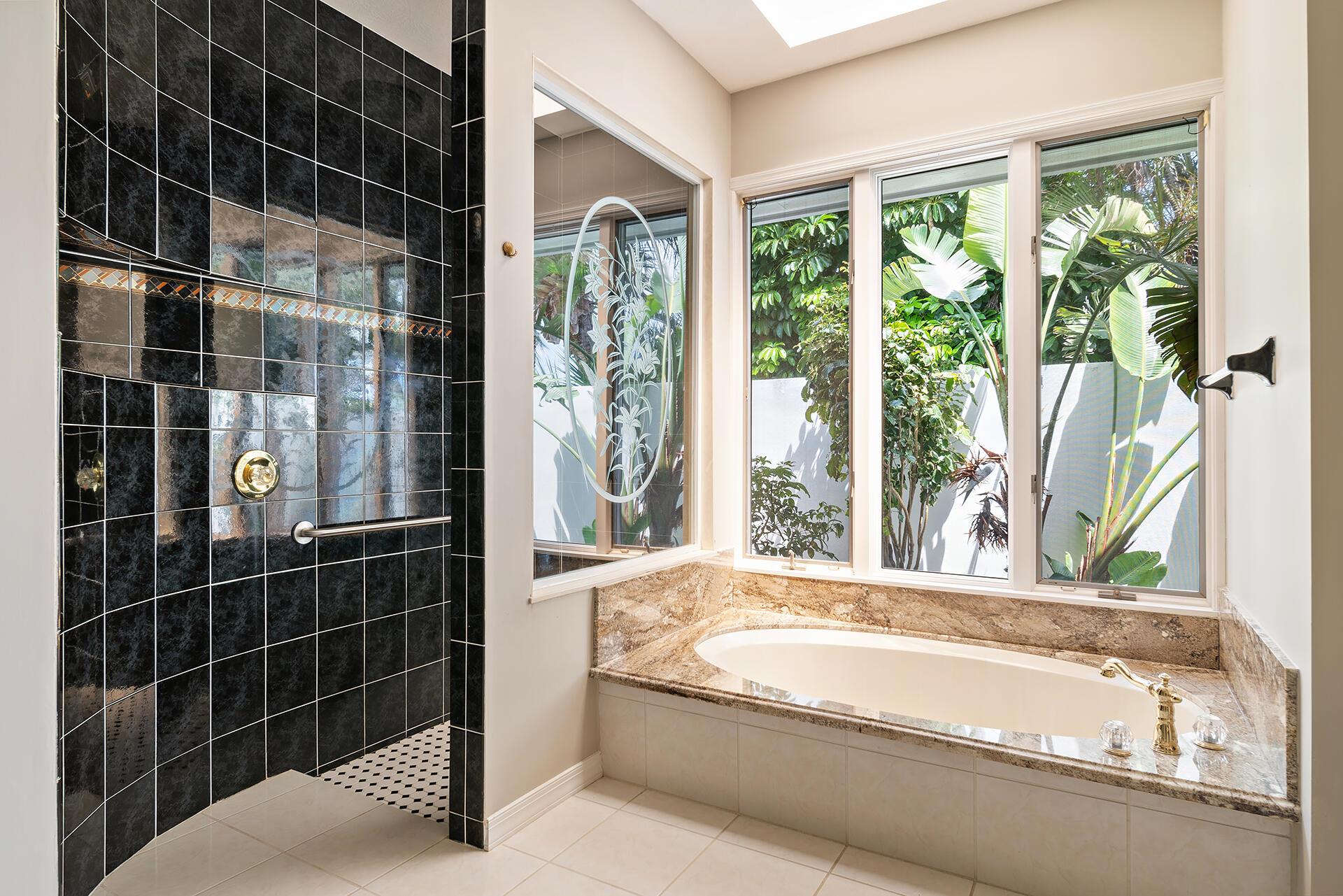 Snug Harbor S F Cond - Residential