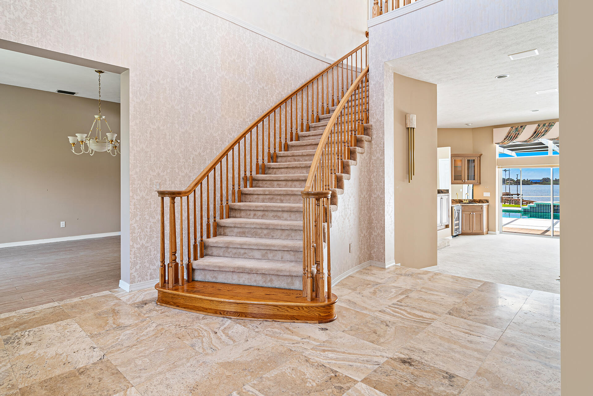 Snug Harbor S F Cond - Residential