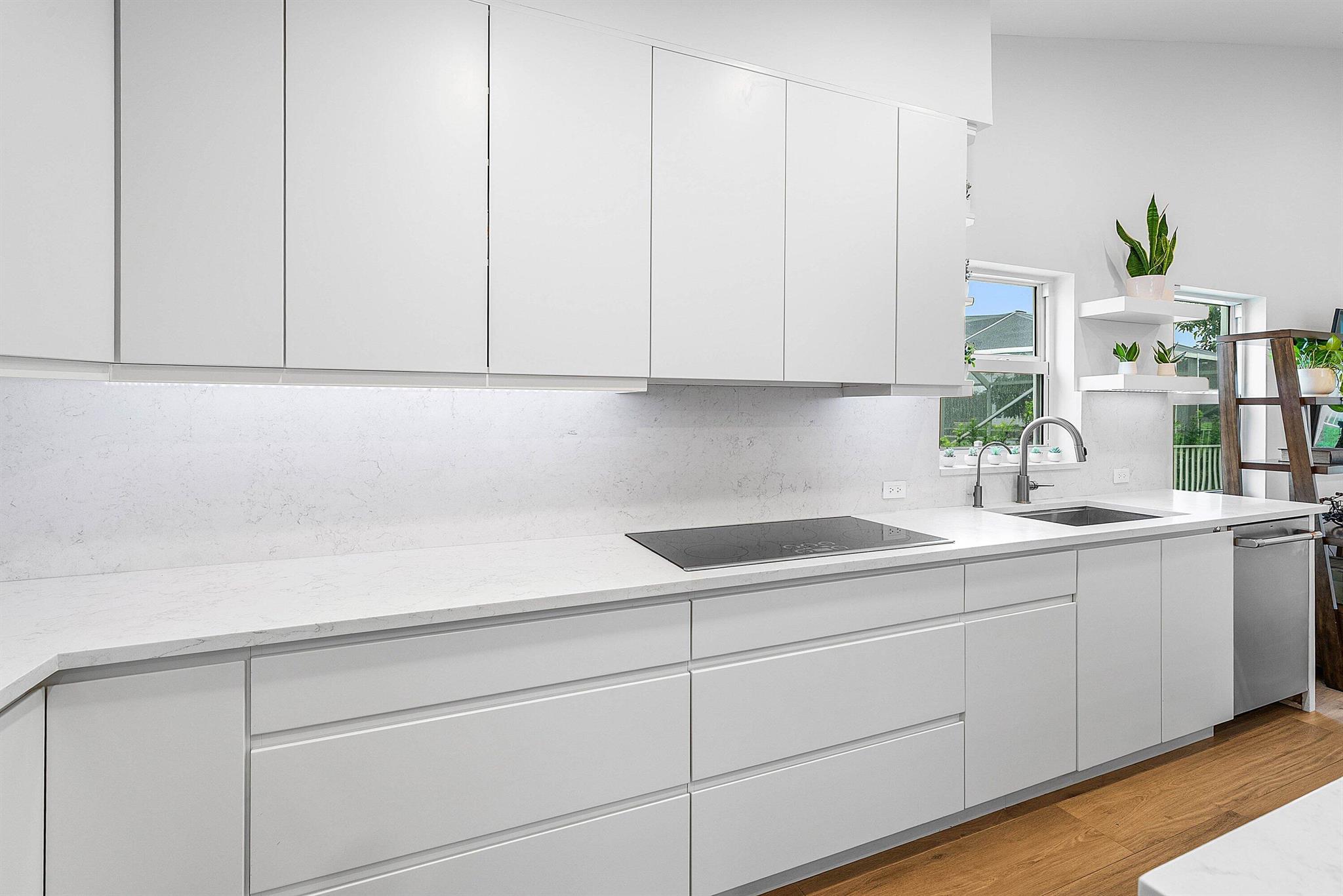 LAKEFIELD OF THE LANDINGS - Residential Lease