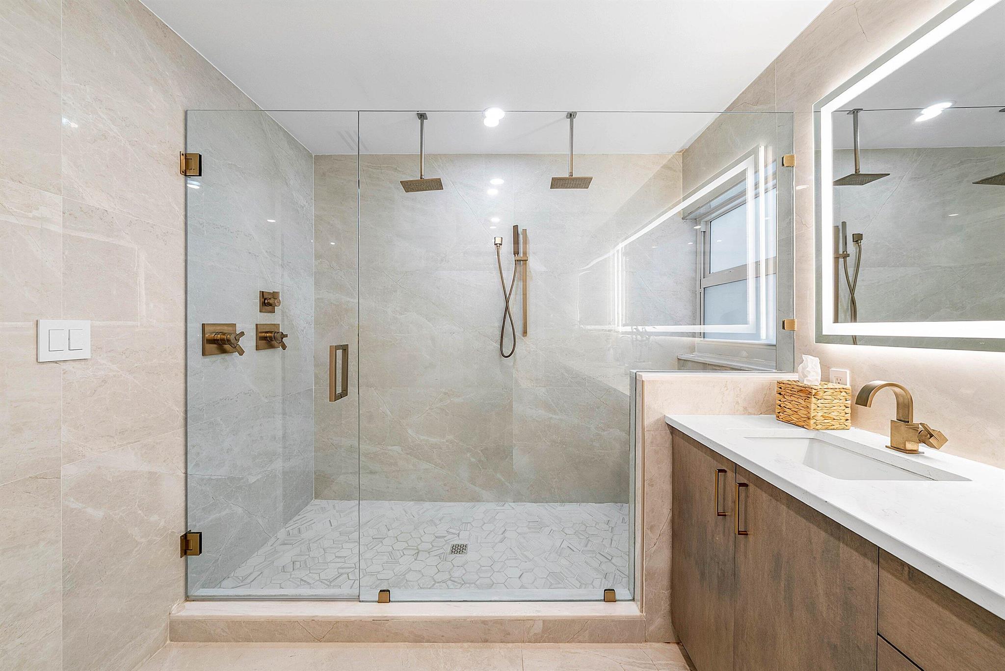 LAKEFIELD OF THE LANDINGS - Residential Lease