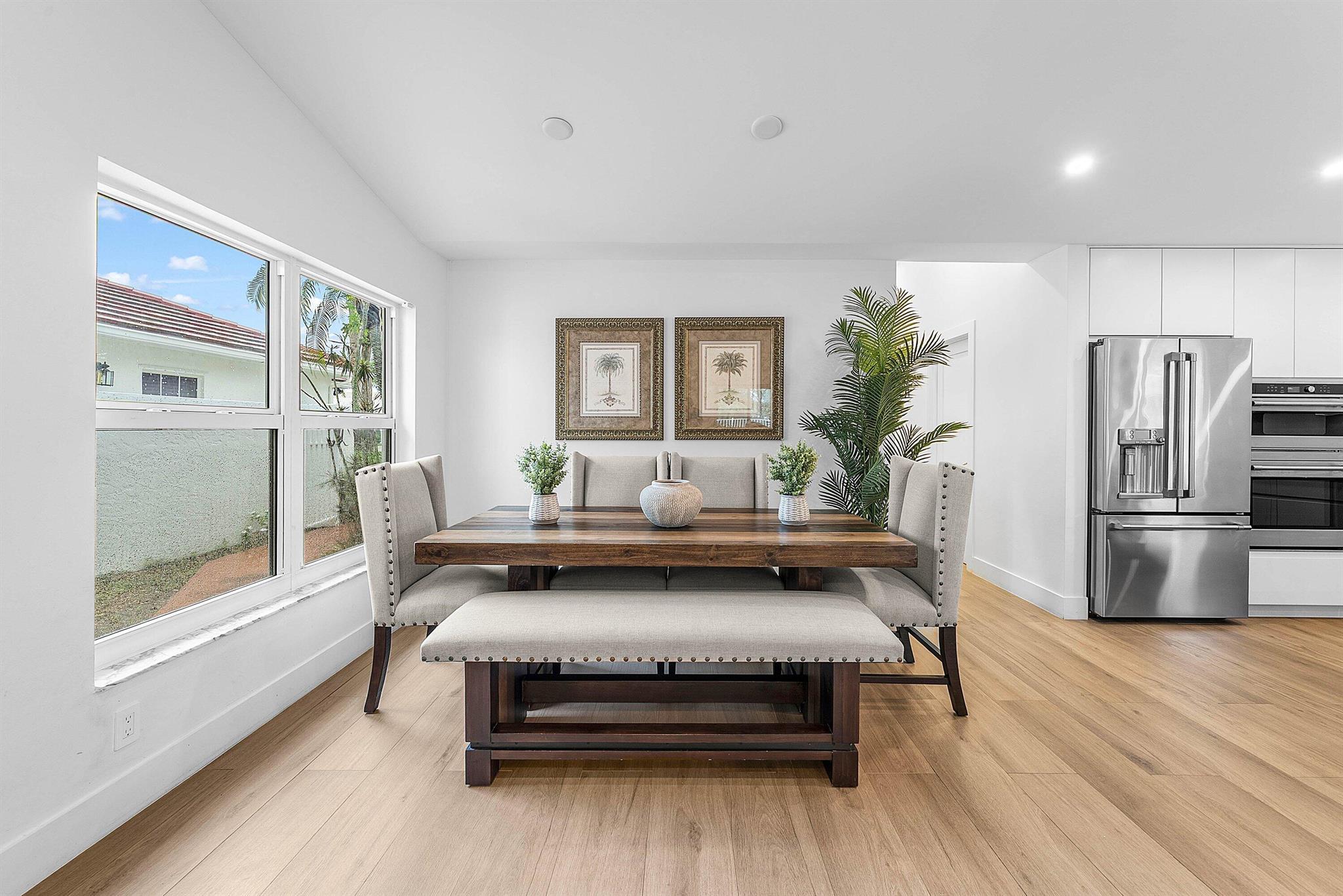 LAKEFIELD OF THE LANDINGS - Residential Lease