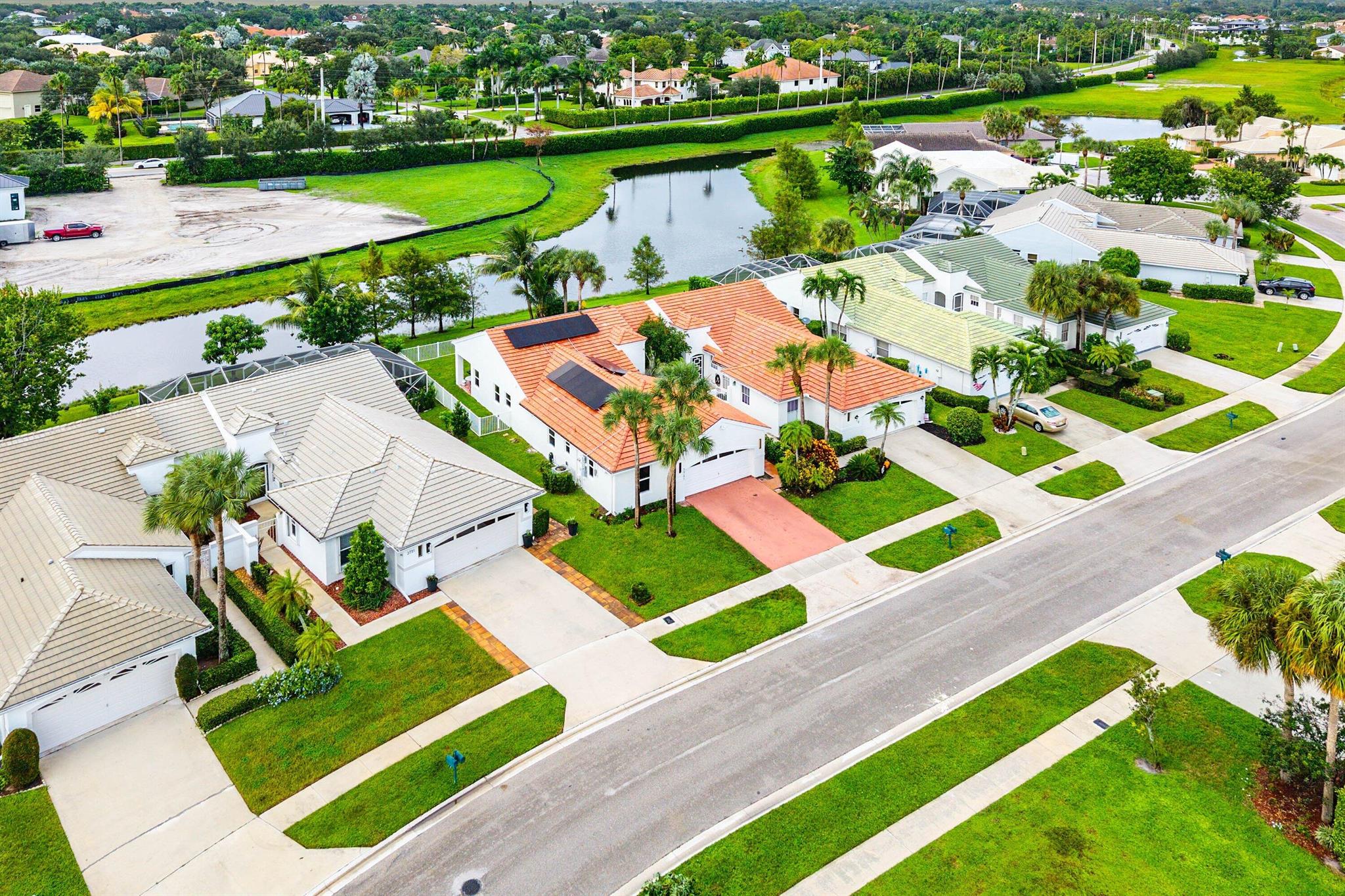 LAKEFIELD OF THE LANDINGS - Residential Lease