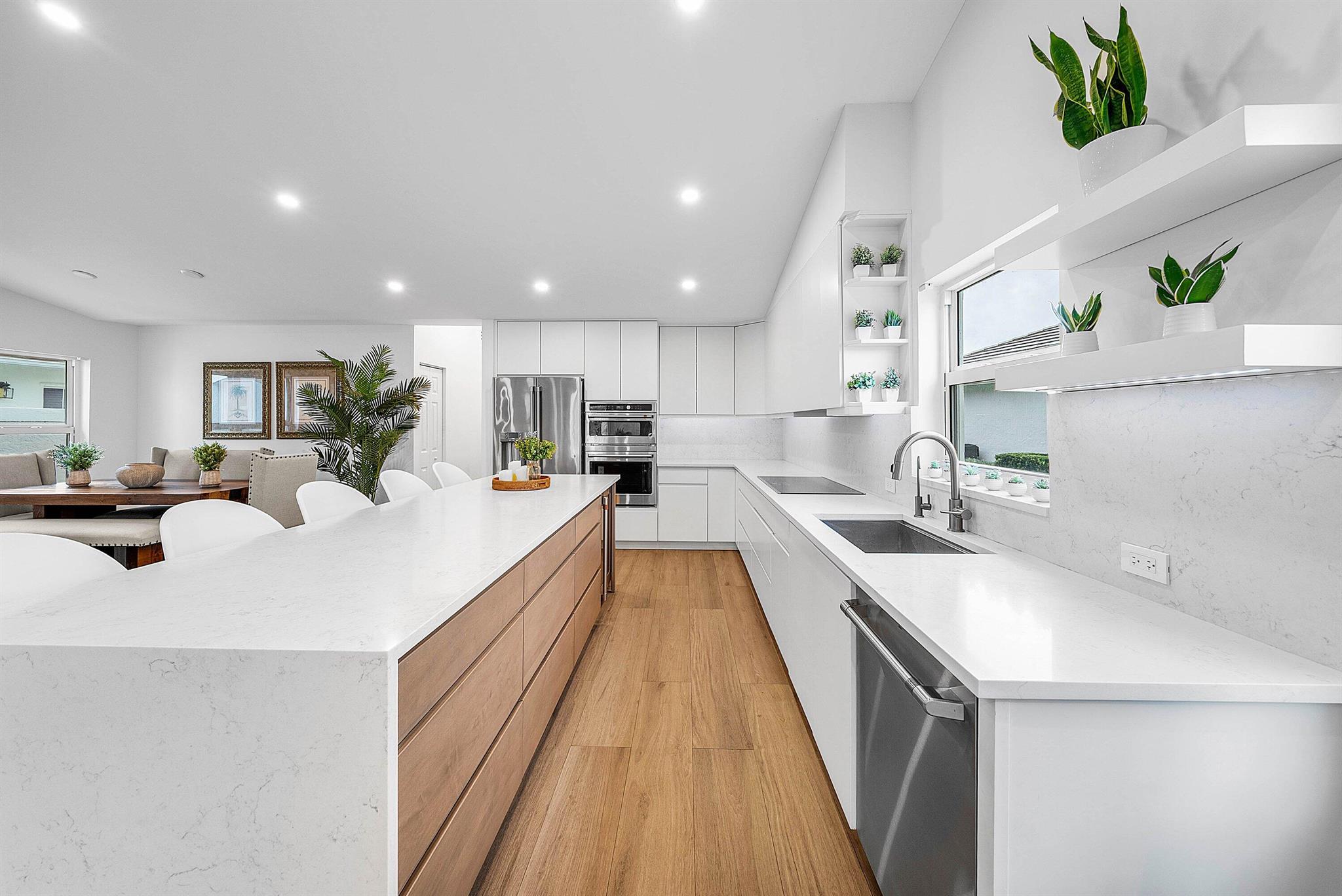 LAKEFIELD OF THE LANDINGS - Residential Lease