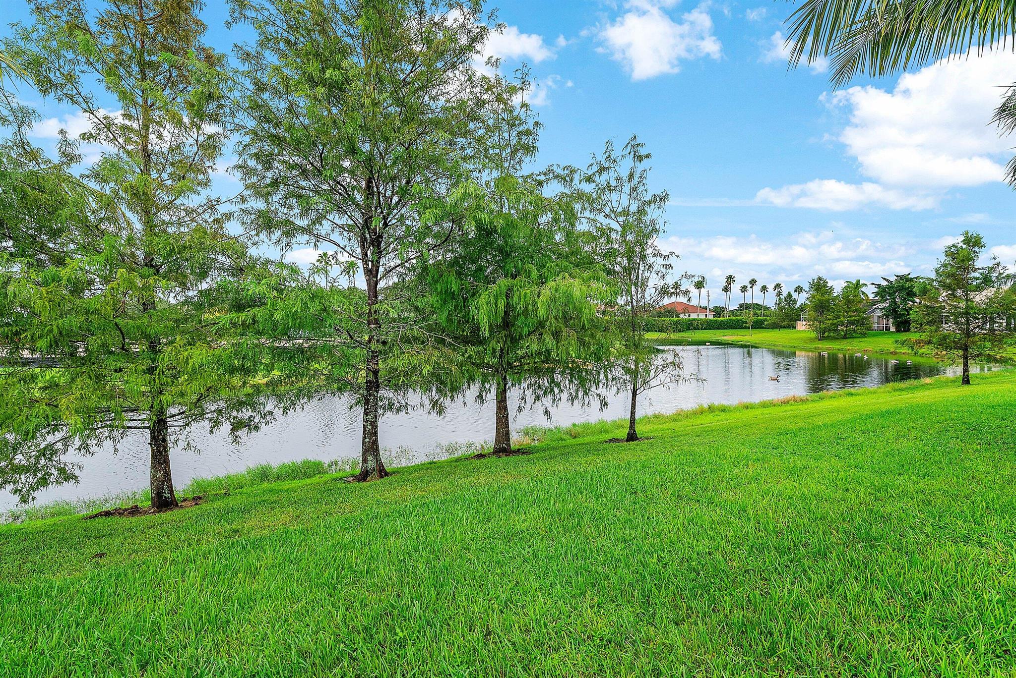 LAKEFIELD OF THE LANDINGS - Residential Lease