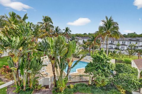 5851 Camino Del Sol Apt 402 Boca Raton FL 33433