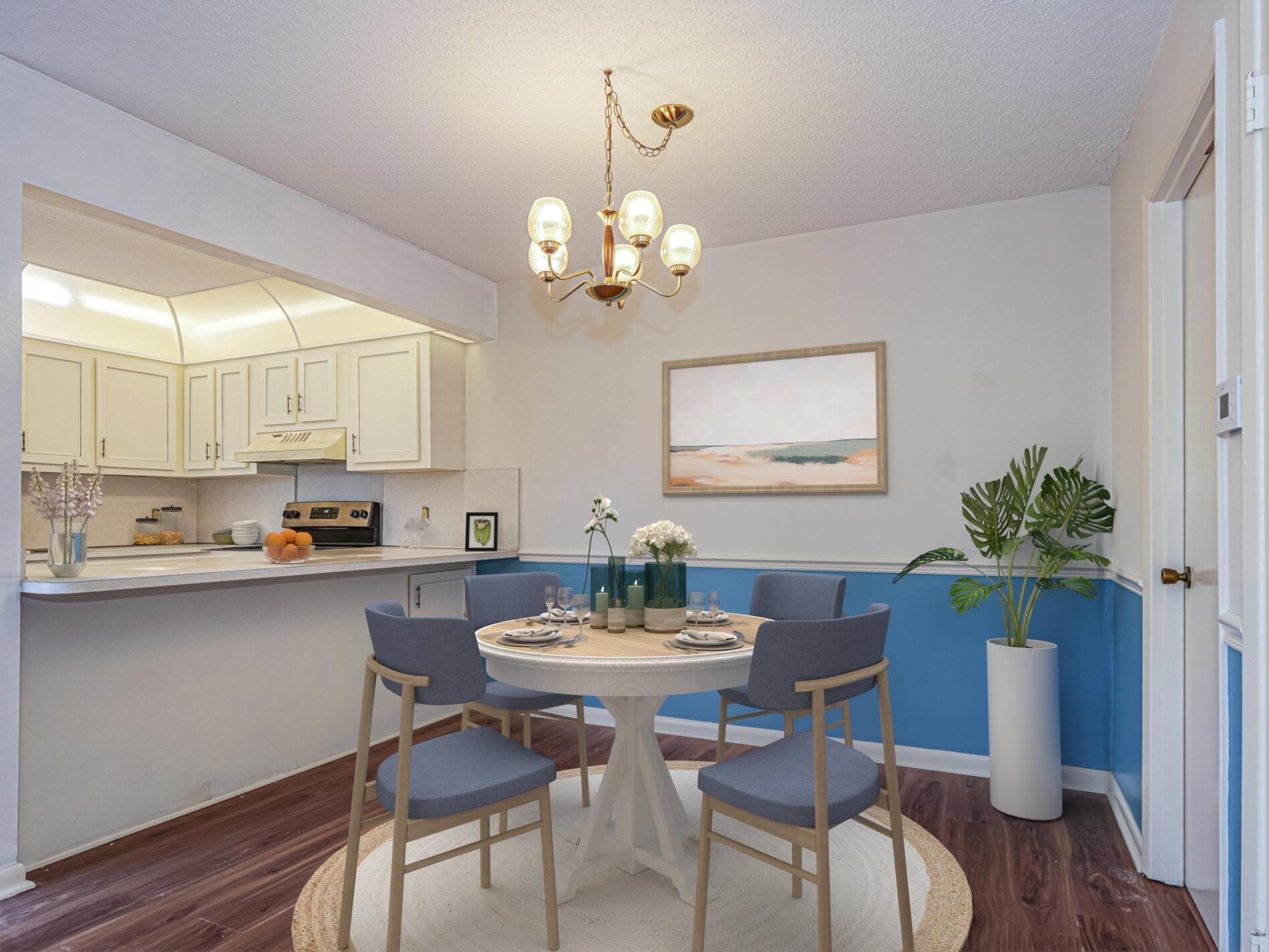 TROPIC GROVES VILLAS J - Residential