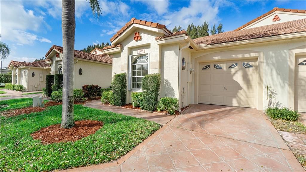 Photo of 1955 Wood Fern Dr #1955, Boynton Beach, FL 33436 (MLS # F10272124)