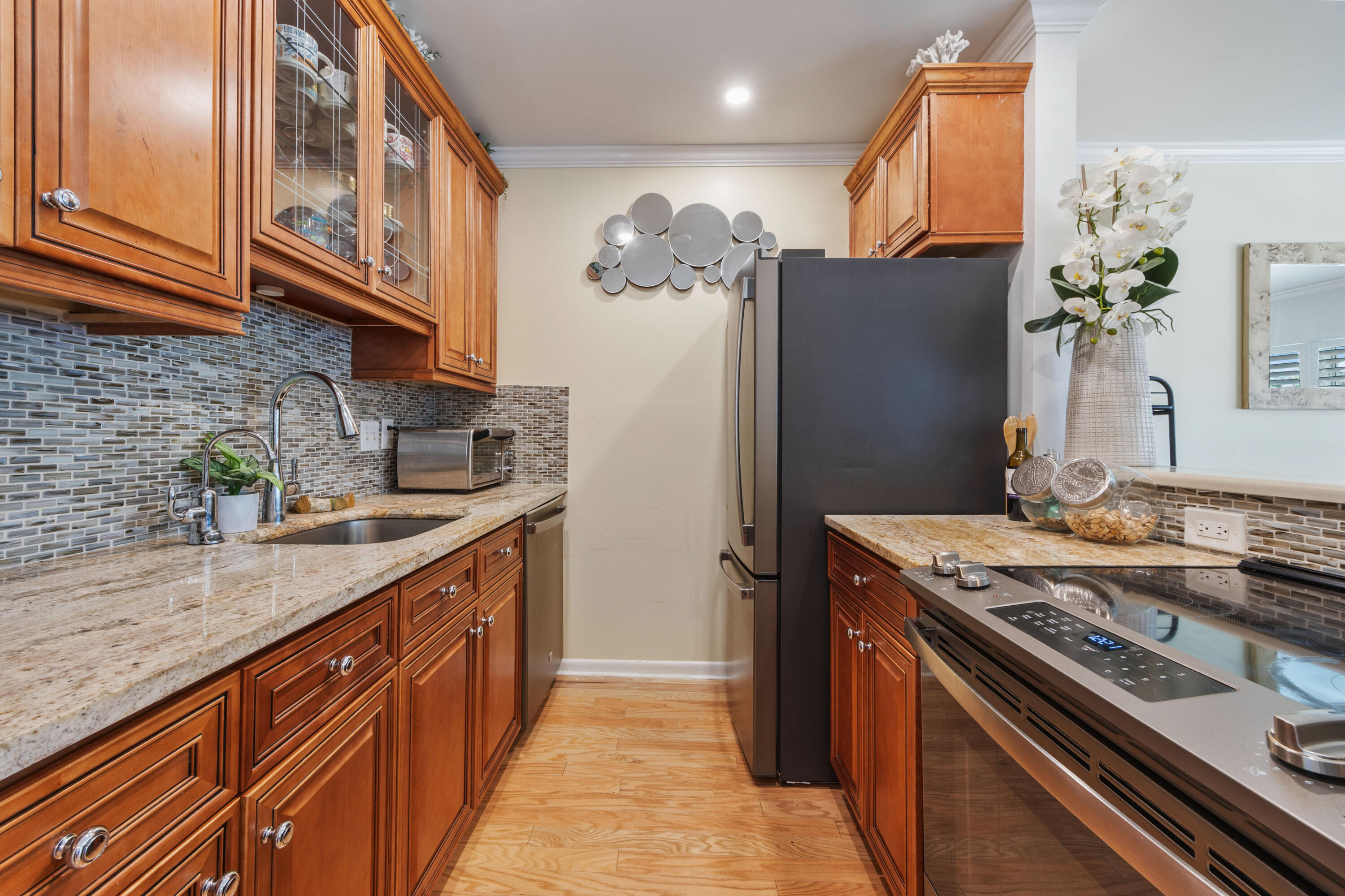 DELRAY COLONIAL INC - Residential