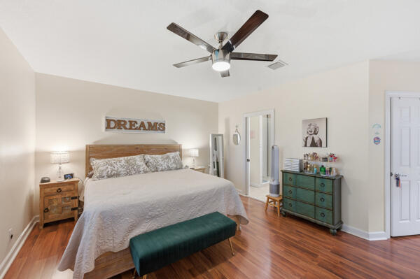 SEILER TWO - Residential