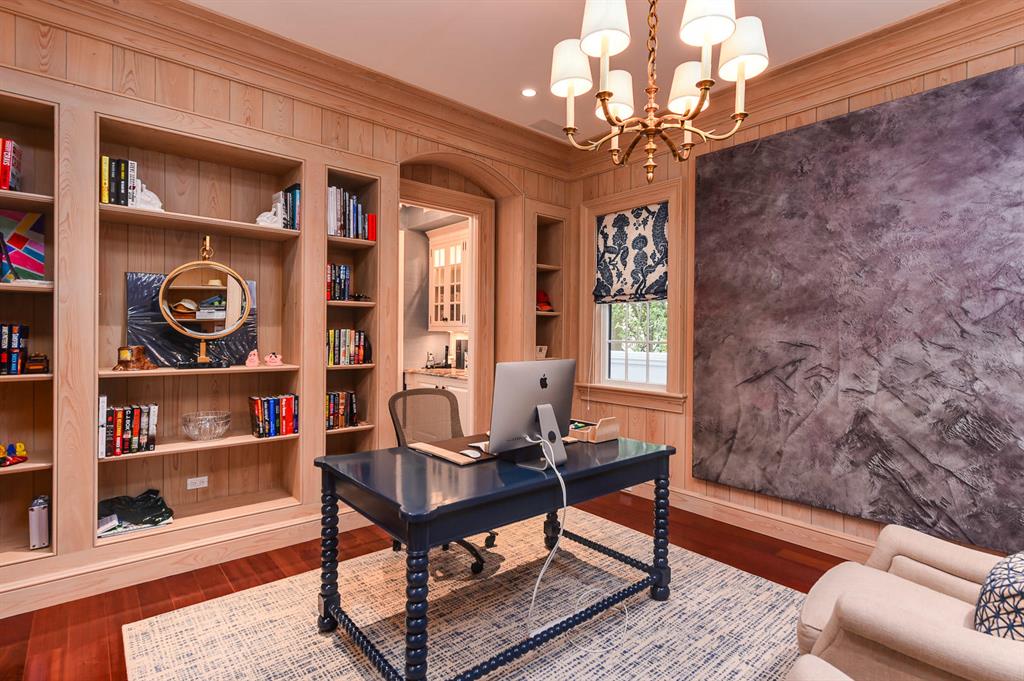 ROYAL PARK ADD TO P B IN - Residential