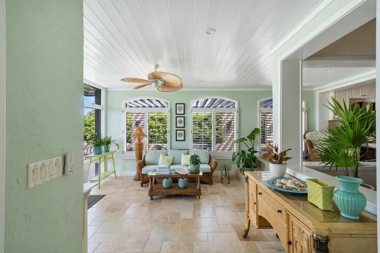 SAILFISH POINT - Residential