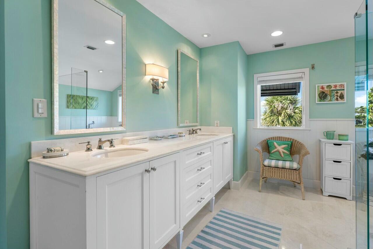 SAILFISH POINT - Residential