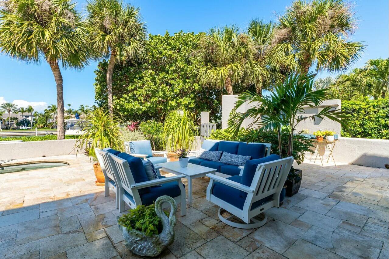 SAILFISH POINT - Residential
