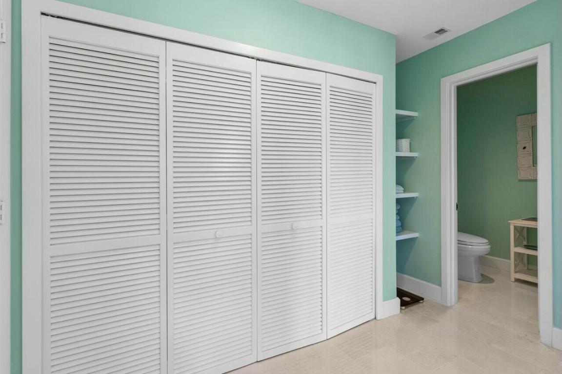 SAILFISH POINT - Residential