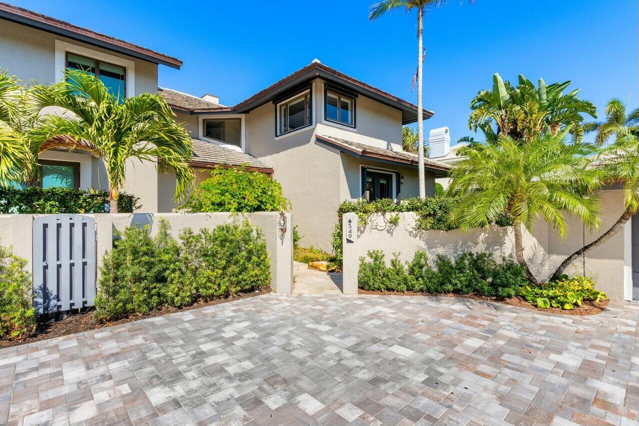 SAILFISH POINT - Residential