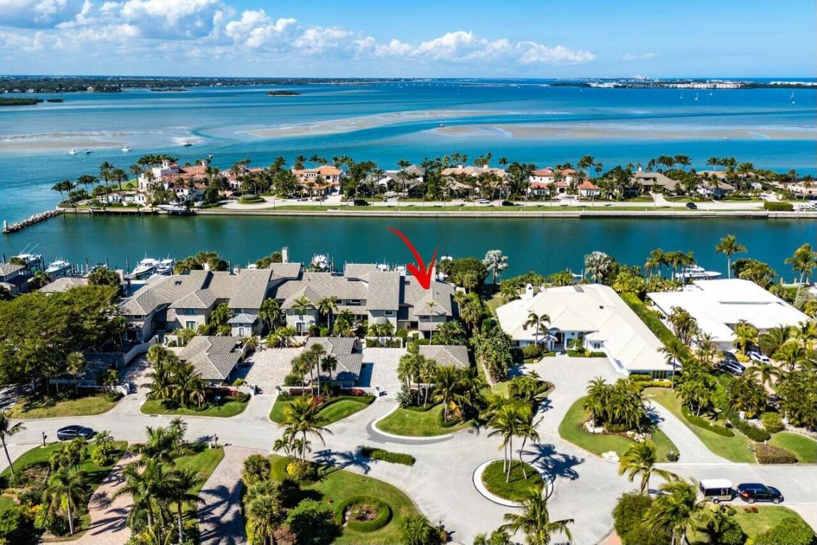SAILFISH POINT - Residential
