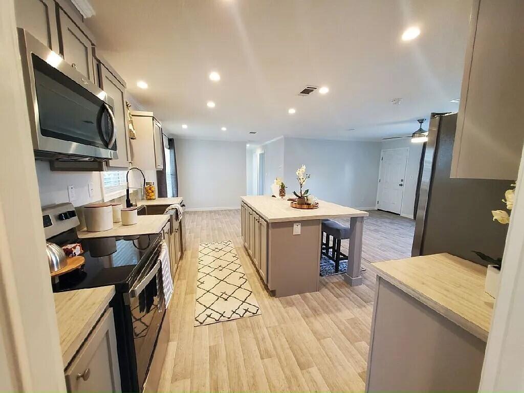 Lake Worth Village - Residential