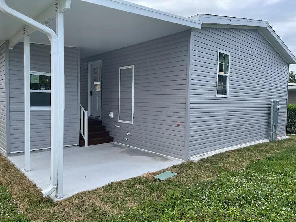 Lake Worth Village - Residential