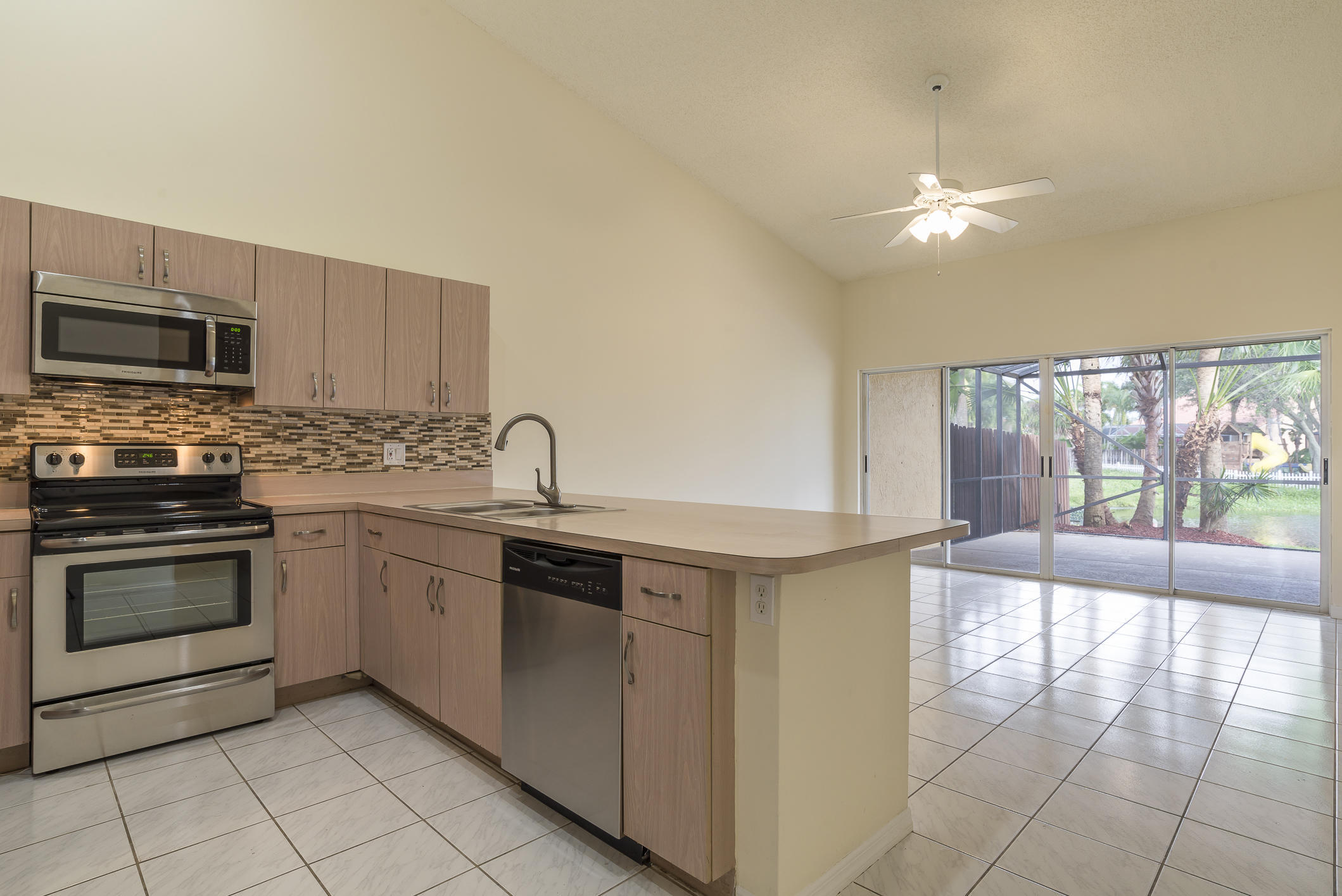 BOCA CHASE TR 9 B - Residential