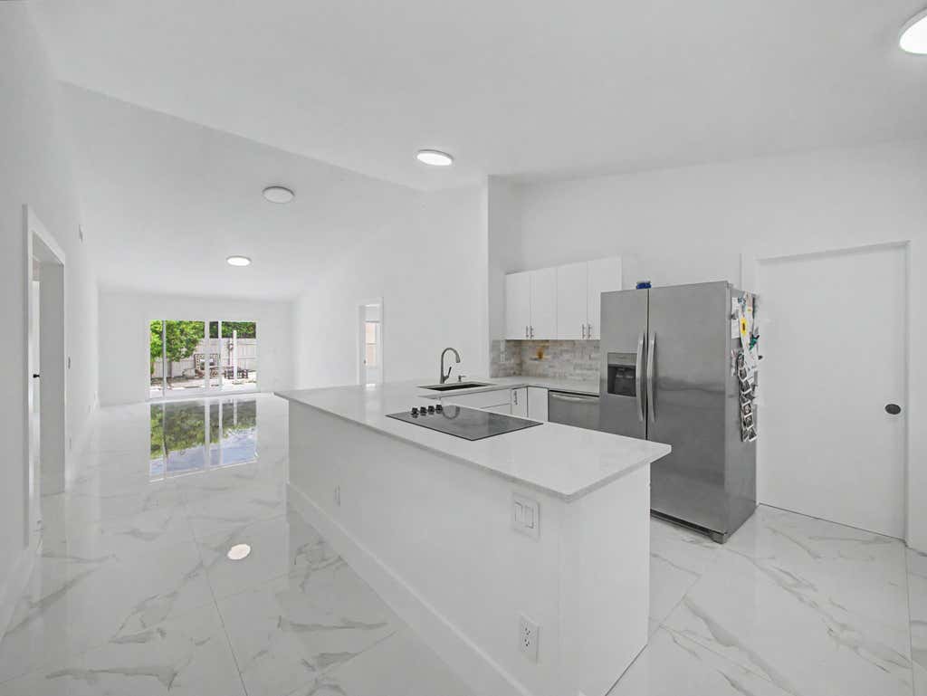 Photo of 8464 Lake Worth Court, Wellington, FL 33467 (MLS # B26054582)