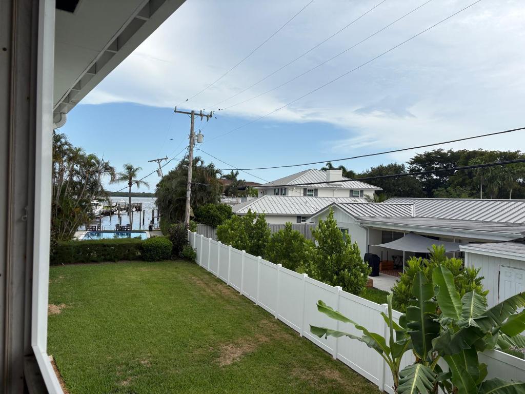 MARINA VIEW CONDO APTS - Residential