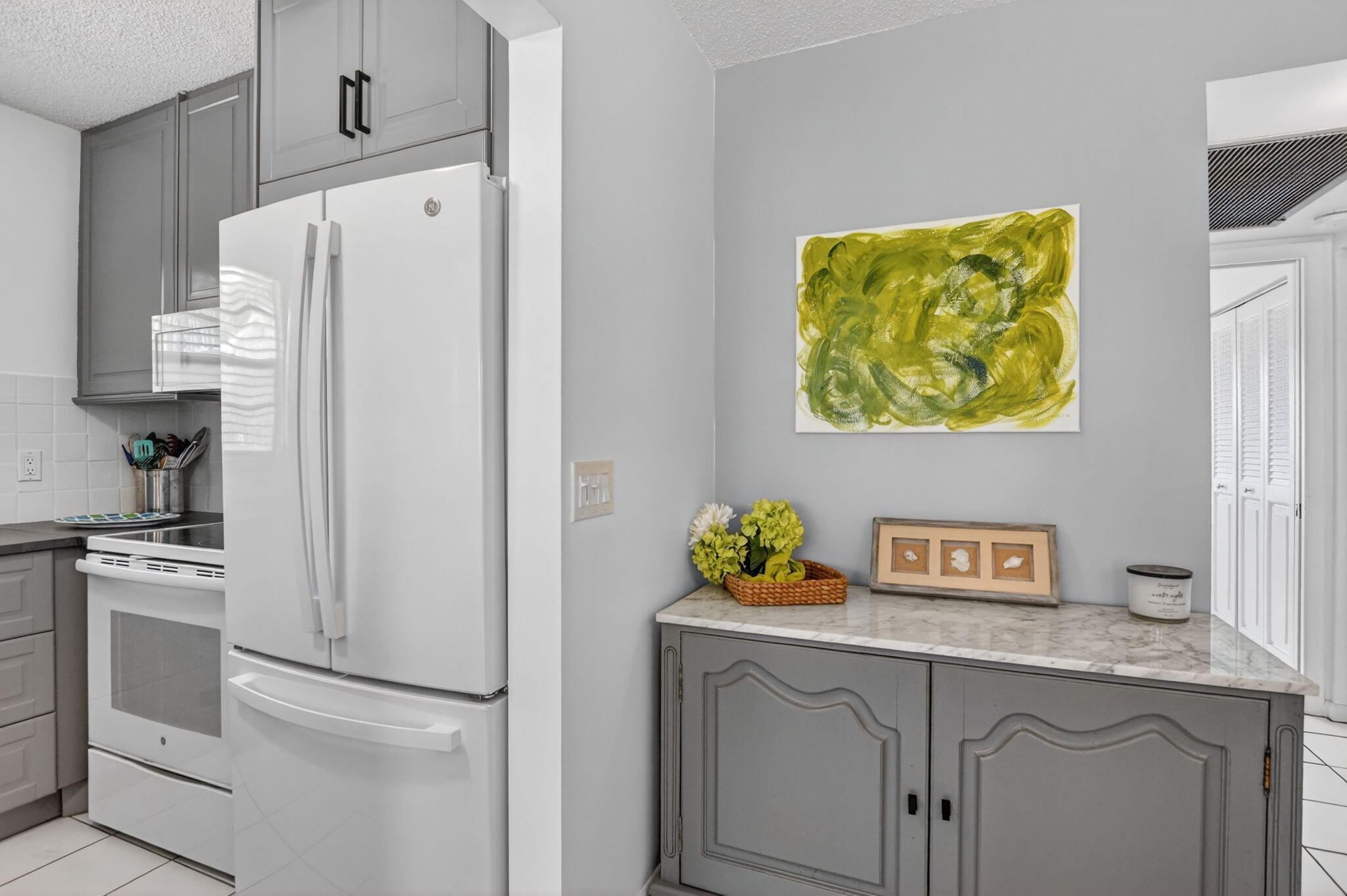 TILFORD W CONDO - Residential