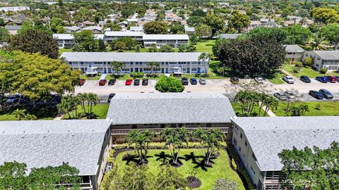 Tiny photo for 492 W Tilford, Deerfield Beach, FL 33442 (MLS # B26021398)