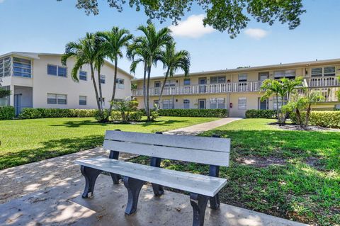 Tiny photo for 492 W Tilford, Deerfield Beach, FL 33442 (MLS # B26021398)