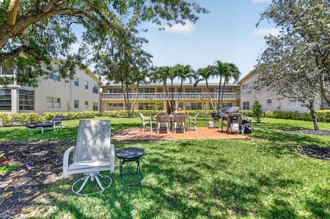 Tiny photo for 492 W Tilford, Deerfield Beach, FL 33442 (MLS # B26021398)