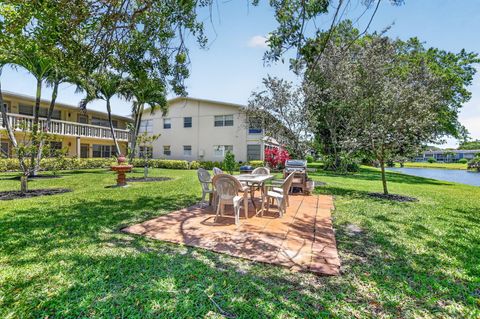 Tiny photo for 492 W Tilford, Deerfield Beach, FL 33442 (MLS # B26021398)