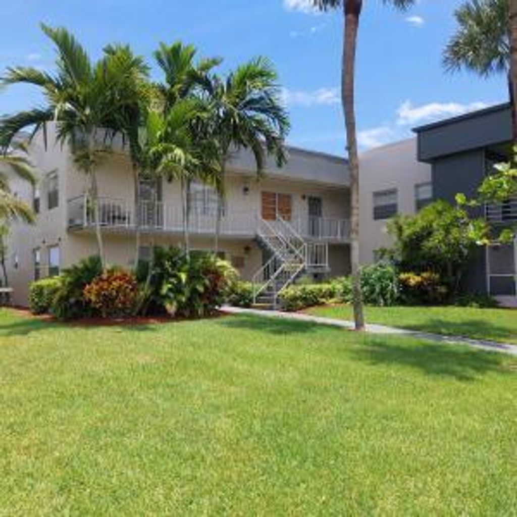 Photo of 767 Burgundy P, Delray Beach, FL 33484 (MLS # R11058092)