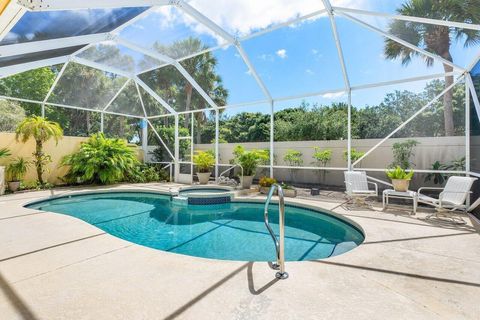 Single Family Residence in Palm Beach Gardens FL 8570 Wakefield Drive Dr 27.jpg