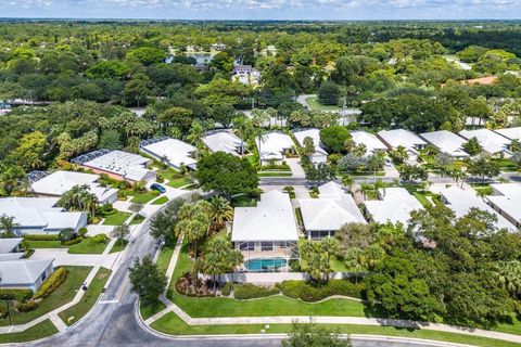 Single Family Residence in Palm Beach Gardens FL 8570 Wakefield Drive Dr 38.jpg