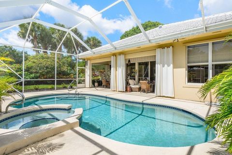 Single Family Residence in Palm Beach Gardens FL 8570 Wakefield Drive Dr 29.jpg