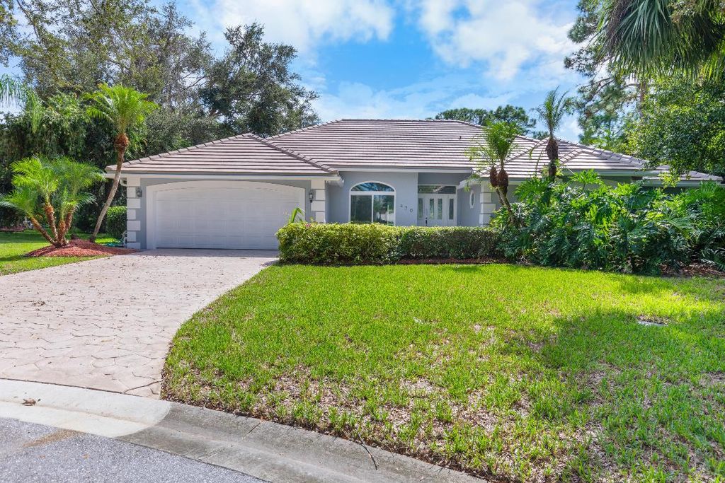Photo of 470 SW Sanctuary Place, Port Saint Lucie, FL 34986 (MLS # R11127761)