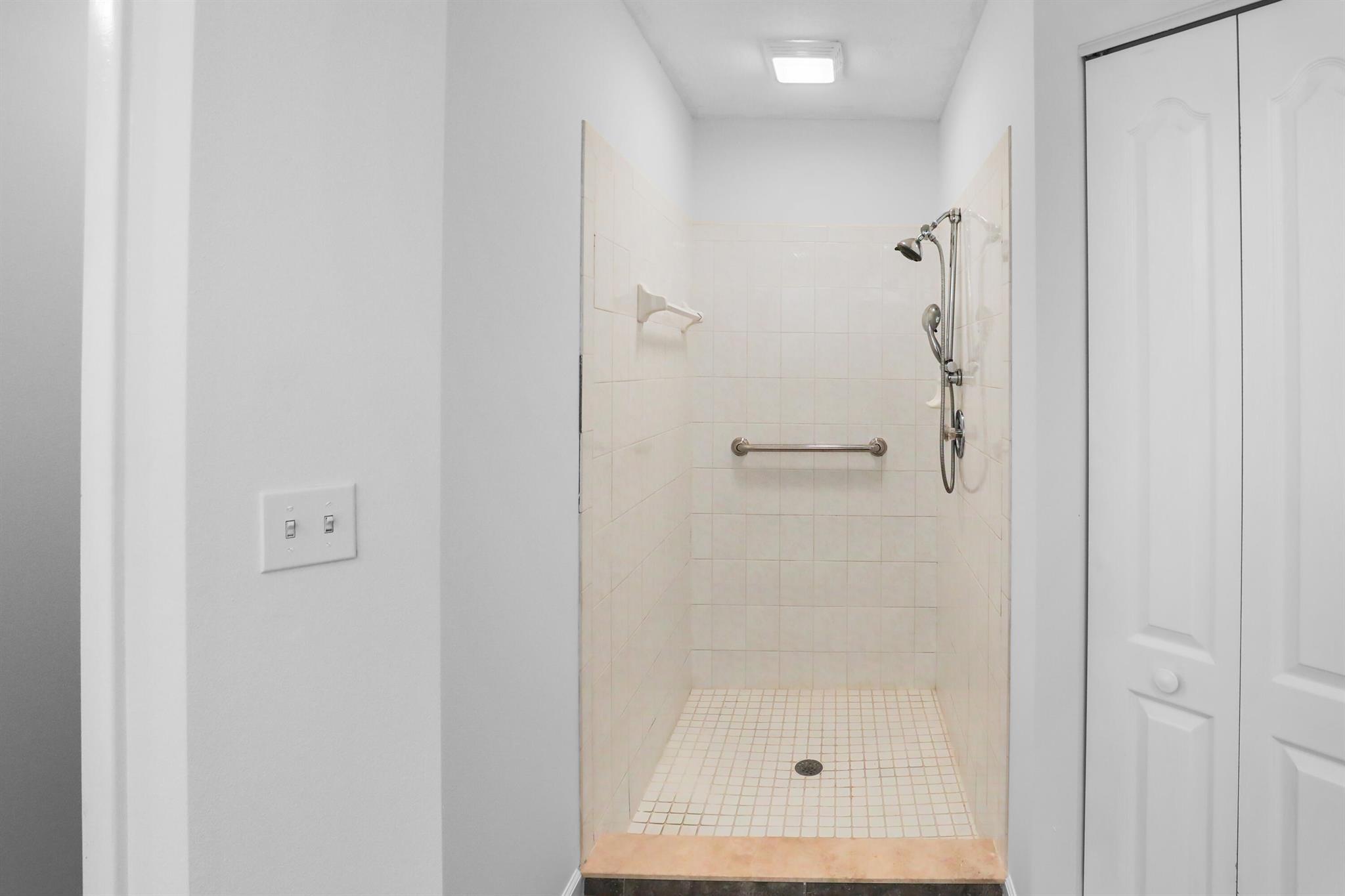 SANCTUARY - Residential