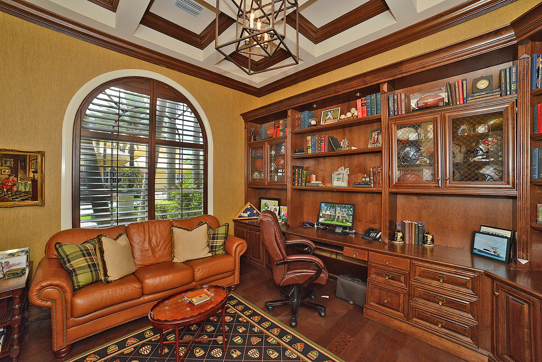 TROPIC ISLE - Residential