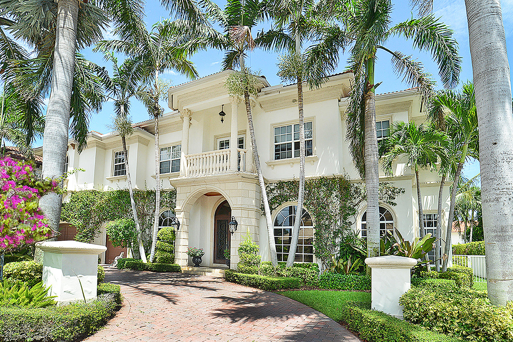 TROPIC ISLE - Residential