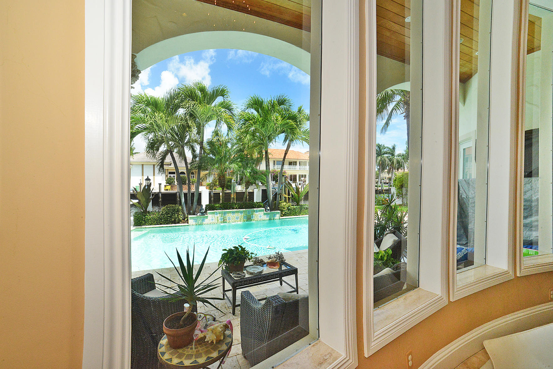 TROPIC ISLE - Residential