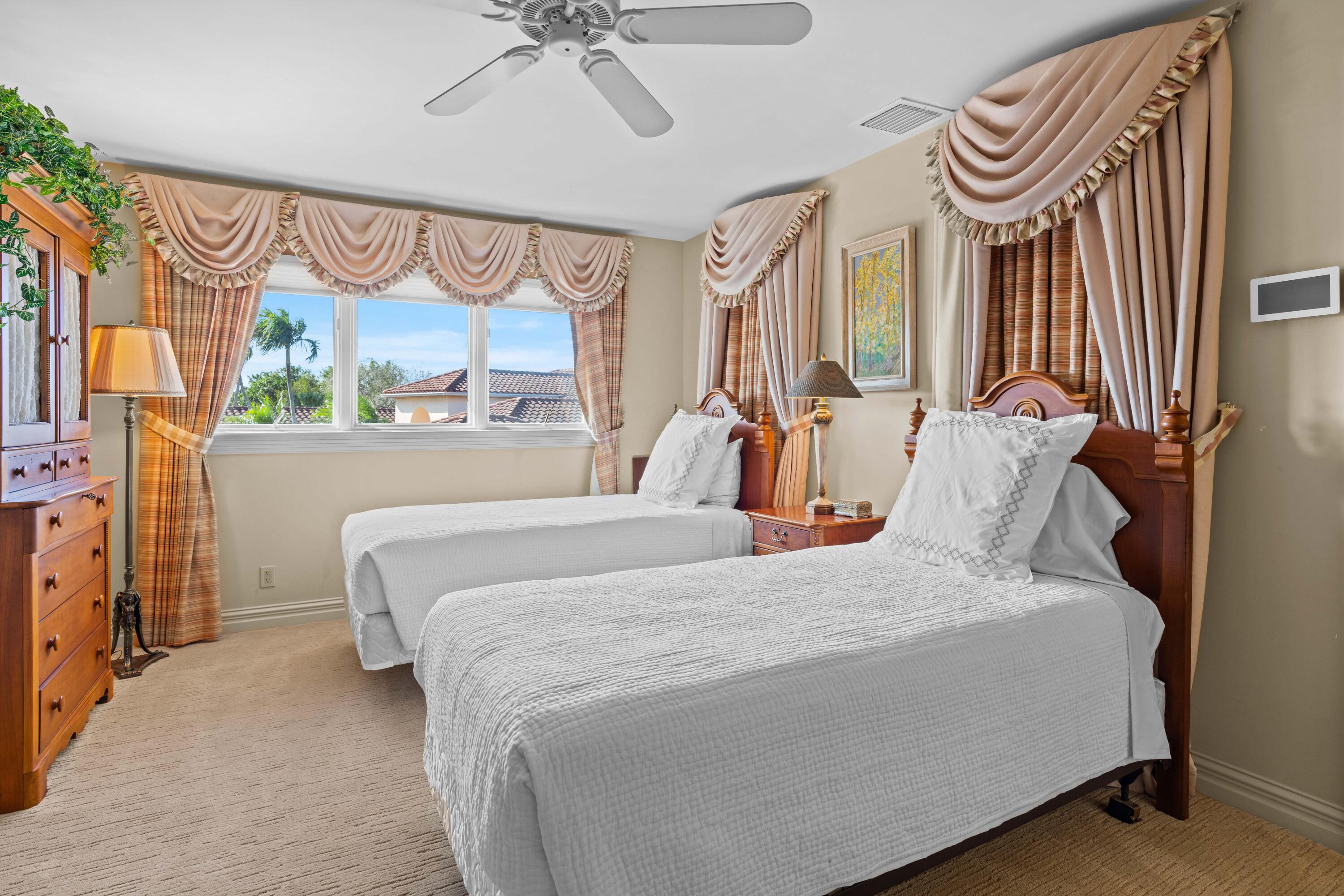 FRENCHMANS CREEK - Residential